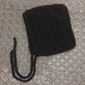 Lorin Lane black knit pixie bonnet 3-5y